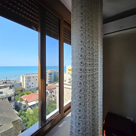 Gjoni Holidayescape 公寓 Durrës